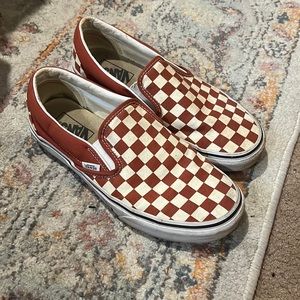 checkered vans slip on